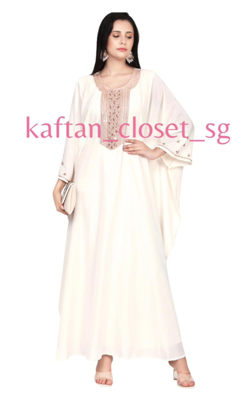 Amoura Kaftan