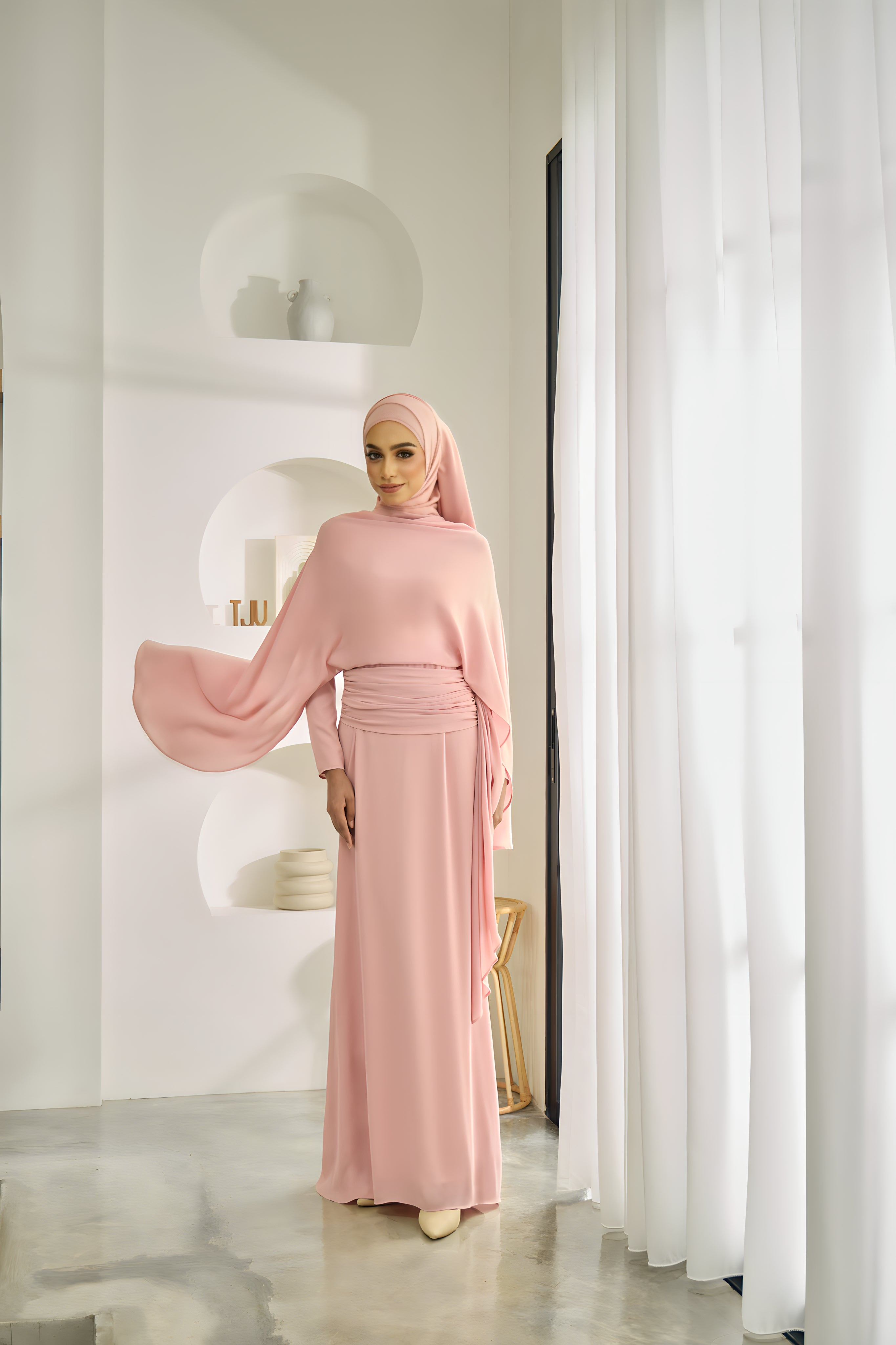 Hyra Dress